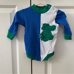 VTG baby small steps alligator onesie bodysuit romper 6-9M 6M 9M